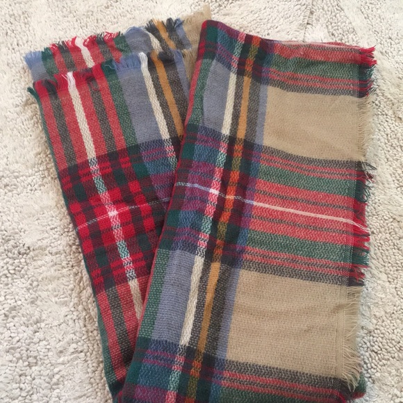 Accessories - Red and tan plaid blanket scarf